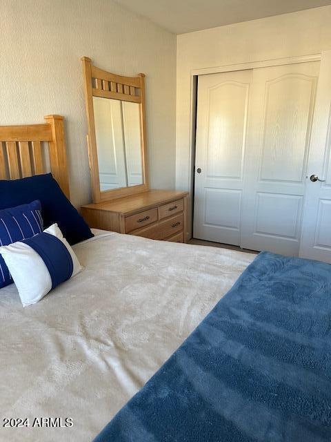 bedroom featuring a closet