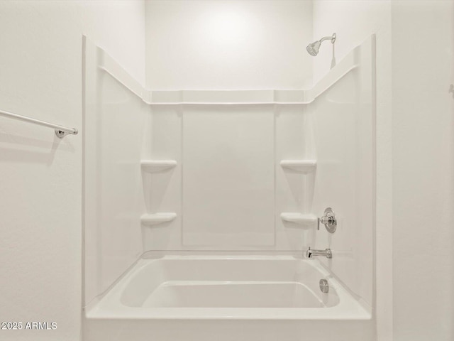 bathroom featuring shower / tub combination