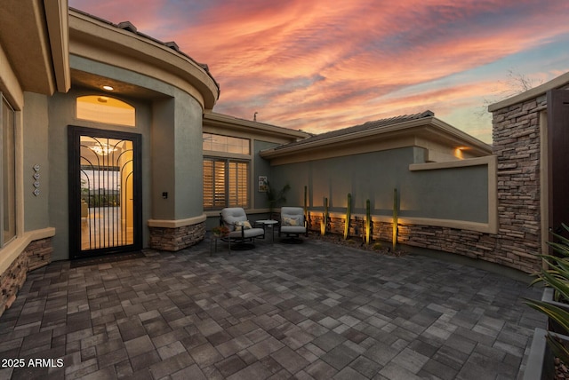 3045 W Feather Sound Dr, Phoenix, AZ 85086 - patio terrace at dusk with a patio