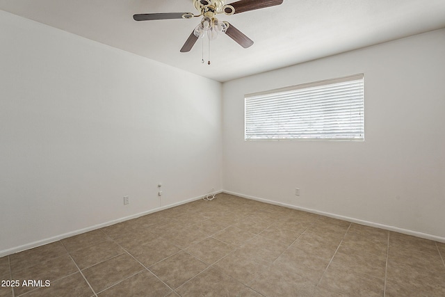 2432 W Echo Ln, Phoenix, AZ 85021 - empty room featuring ceiling fan and baseboards