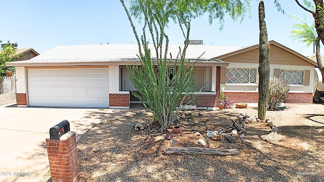 2432 W Echo Ln, Phoenix, AZ 85021 - ranch-style house featuring brick siding and concrete driveway