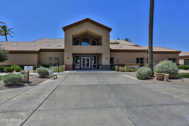 view of front of property featuring french doors