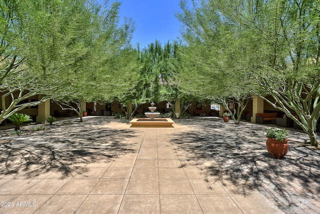 view of front of home featuring a patio