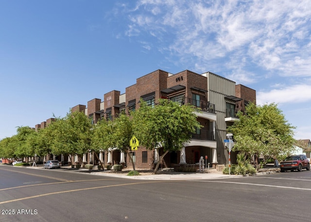 475 N 9th St Unit 206, Phoenix, AZ 85006 - view of building exterior