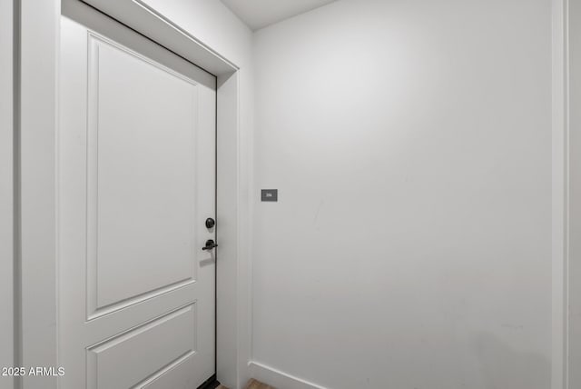 475 N 9th St Unit 206, Phoenix, AZ 85006 - doorway with baseboards