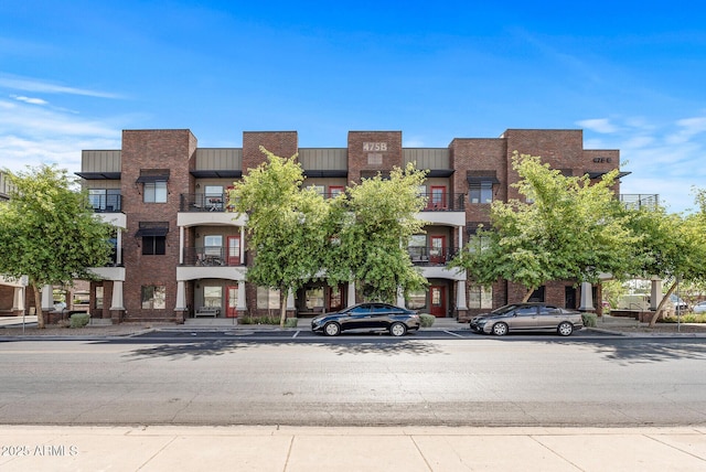 475 N 9th St Unit 206, Phoenix, AZ 85006 - view of building exterior