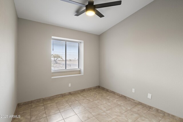 unfurnished room featuring ceiling fan