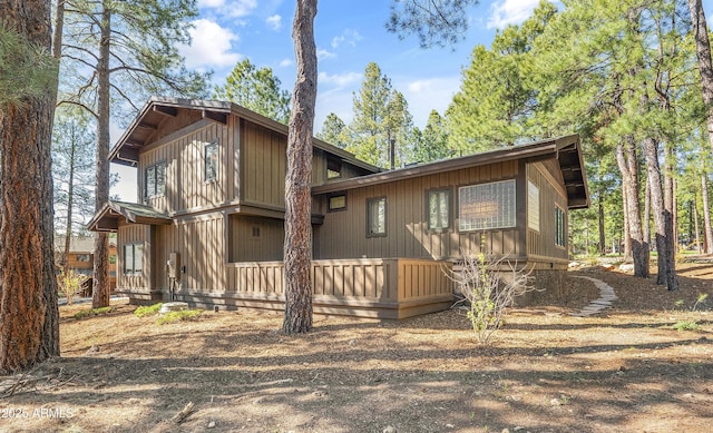 view of property exterior