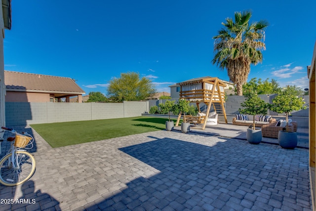 2533 W Novak Way, Phoenix, AZ 85041 - view of patio with an outdoor hangout area