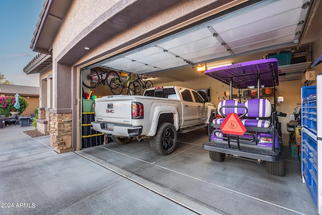 2728 W Adventure Dr, Anthem, AZ 85086 - view of garage