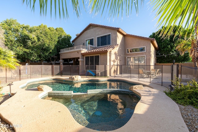 2224 W Olive Way, Chandler, AZ 85248 - view of pool with a patio area, a pool with connected hot tub, and fence