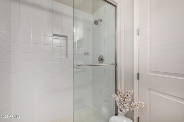 2605 S Quaintance St, Gilbert, AZ 85295 - full bath featuring a tile shower