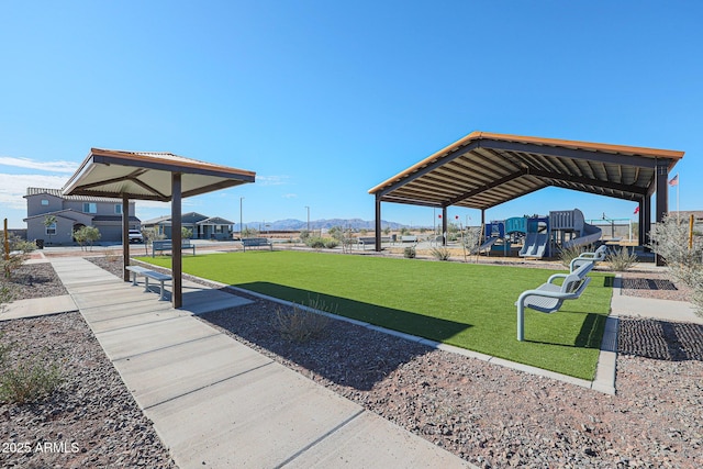 17373 W Jessie Ln, Surprise, AZ 85387 - view of home's community with a lawn