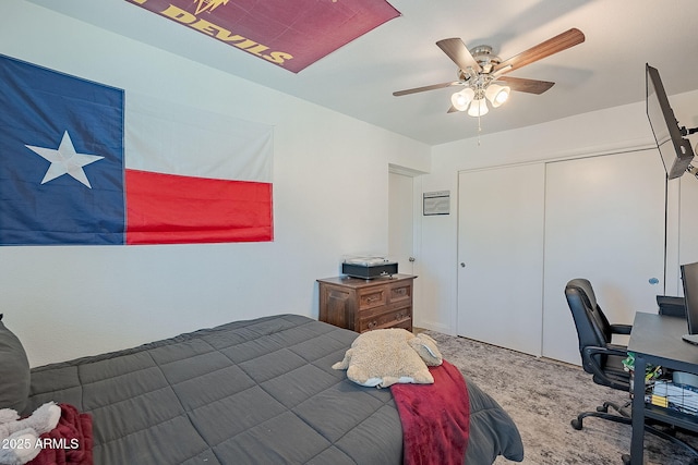310 E Fremont Dr, Tempe, AZ 85282 - bedroom featuring carpet floors, an office area, ceiling fan, and a closet