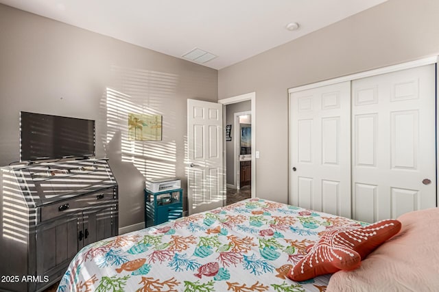 16077 W Anasazi St, Goodyear, AZ 85338 - bedroom featuring a closet