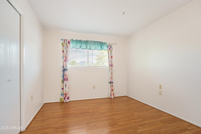2001 Golf Links Rd, Sierra Vista, AZ 85635 - empty room with light wood-style flooring and baseboards
