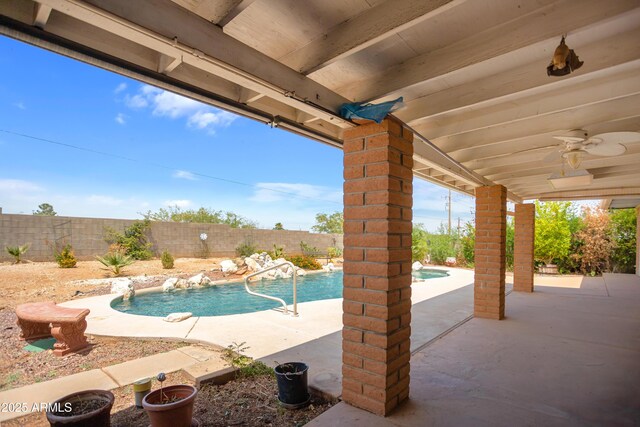 2001 Golf Links Rd, Sierra Vista, AZ 85635 - view of pool featuring a ceiling fan, a patio, and a fenced backyard