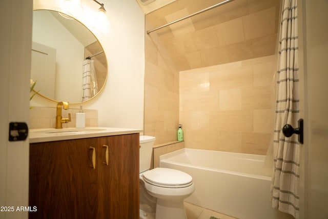 bathroom with shower / bath combo with shower curtain, toilet, vanity, and tasteful backsplash