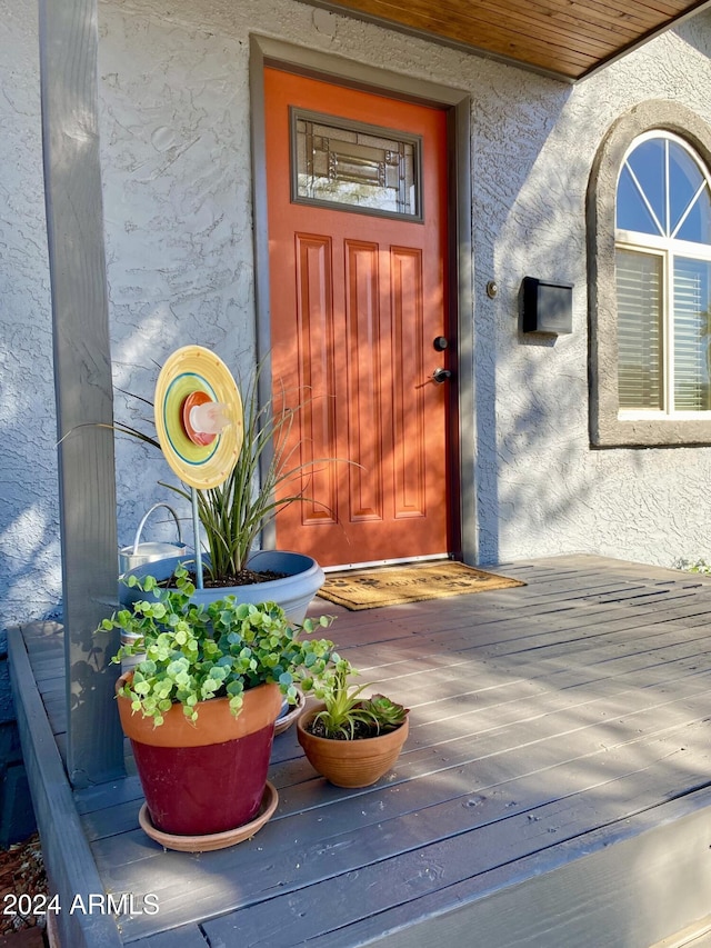 view of property entrance