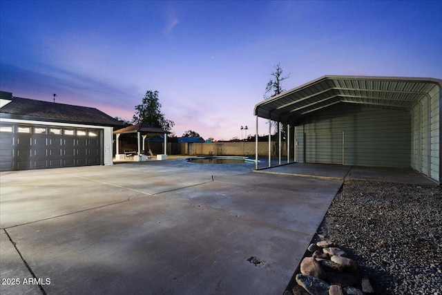 3506 W Yucca St, Phoenix, AZ 85029 - garage featuring driveway
