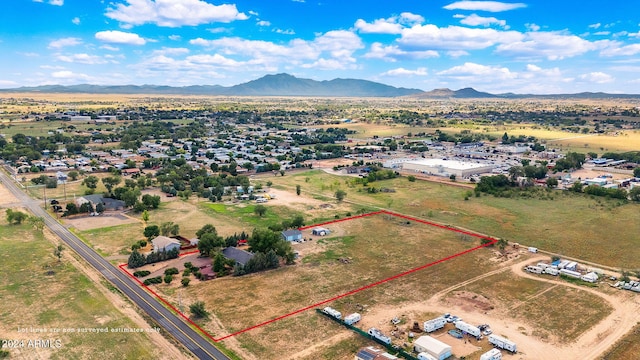 bird's eye view with a mountain view