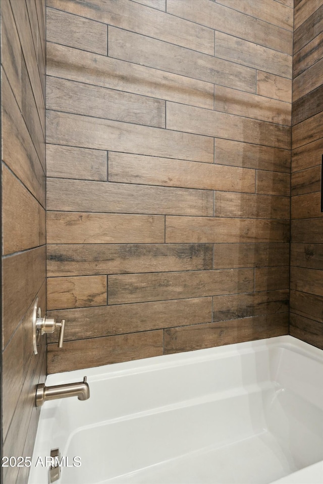 38500 N School House Rd Unit 62, Cave Creek, AZ 85331 - bathroom with shower / bathing tub combination and wood walls