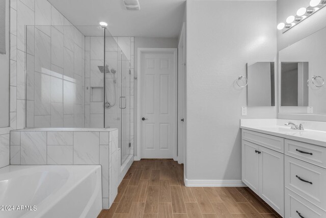 interior space with visible vents, recessed lighting, light wood-type flooring, and baseboards