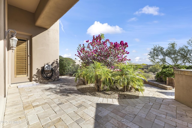 13249 E Summit Dr, Scottsdale, AZ 85259 - view of patio / terrace with fence