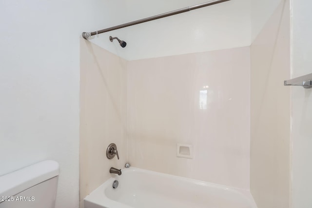 8766 W Hayward Ave, Glendale, AZ 85305 - full bathroom featuring toilet and tub / shower combination