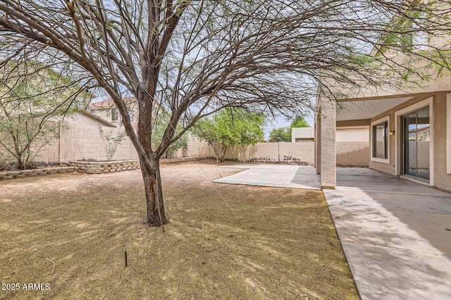 8766 W Hayward Ave, Glendale, AZ 85305 - fenced backyard with a patio area