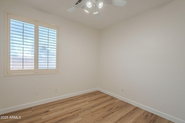 125 N 22nd Pl Unit 5, Mesa, AZ 85213 - empty room featuring light wood-type flooring and ceiling fan