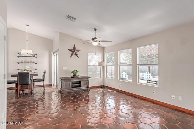 925 W Hudson Way, Gilbert, AZ 85233 - living area featuring lofted ceiling and a ceiling fan