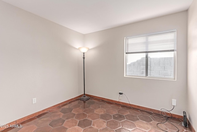 925 W Hudson Way, Gilbert, AZ 85233 - spare room with baseboards