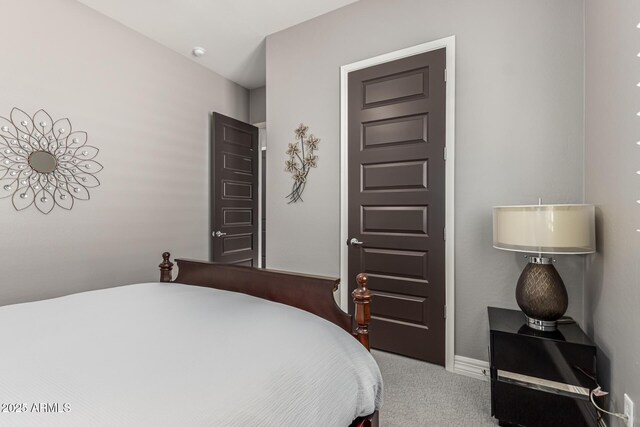 bedroom with carpet flooring
