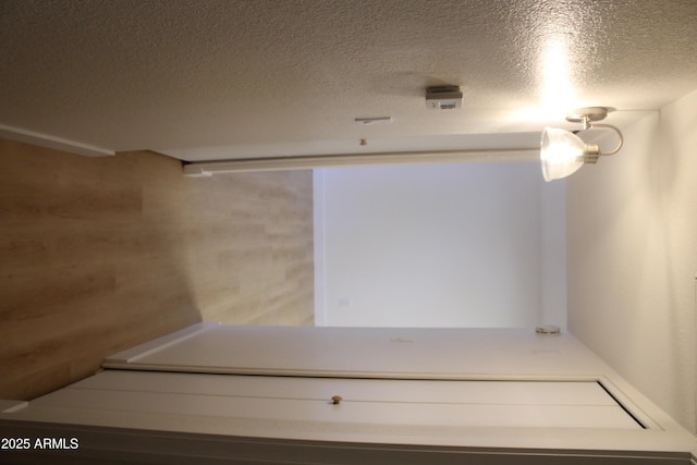720 S Dobson Rd Unit 95, Mesa, AZ 85202 - hall with a textured ceiling