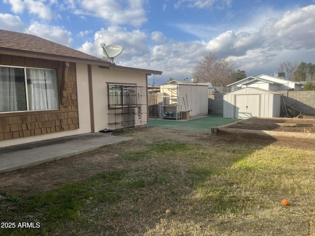 5220 W Mauna Loa Ln, Glendale, AZ 85306 - view of yard