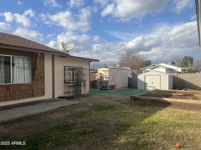 5220 W Mauna Loa Ln, Glendale, AZ 85306 - view of yard