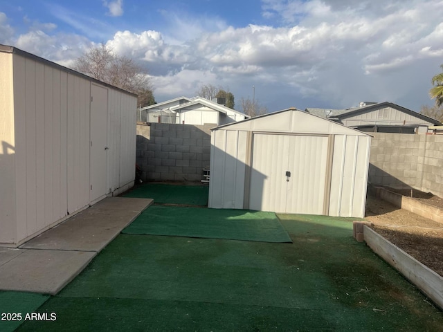 5220 W Mauna Loa Ln, Glendale, AZ 85306 - view of shed