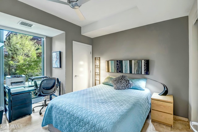 bedroom featuring ceiling fan