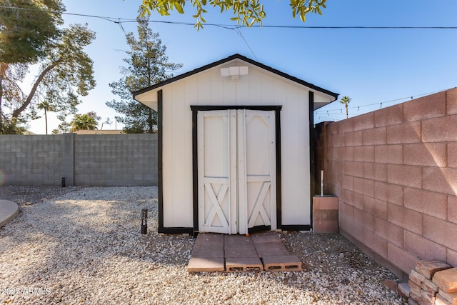 view of outbuilding