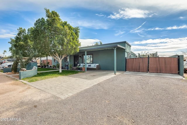 view of front of property with a front lawn