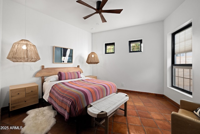 bedroom featuring ceiling fan