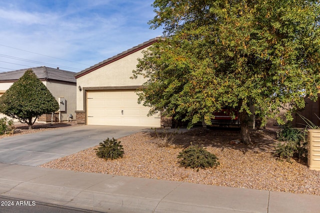 view of front facade with a garage