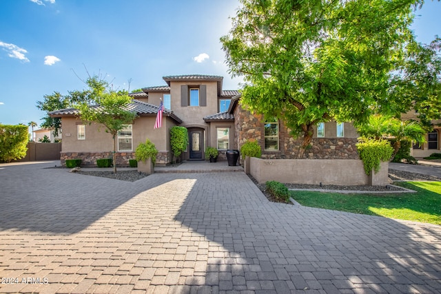 view of mediterranean / spanish-style home