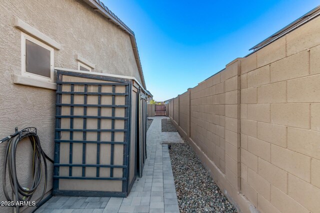 2027 E Ln Costa Ct, Gilbert, AZ 85298 - view of side of home featuring a fenced backyard and stucco siding