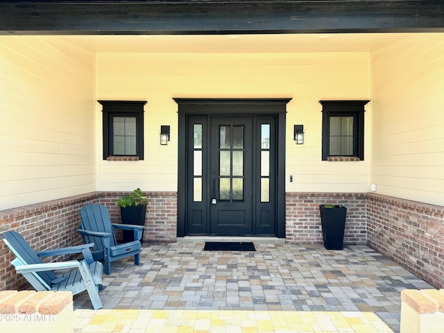 3021 N 47th St, Phoenix, AZ 85018 - doorway to property featuring a porch