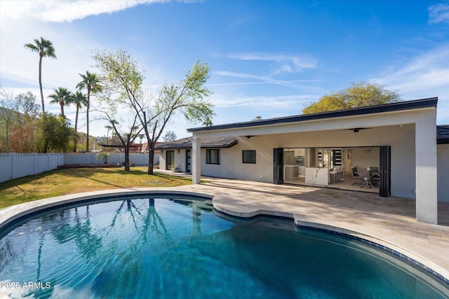 5919 N 45th St, Phoenix, AZ 85018 - view of swimming pool featuring a fenced backyard and a patio