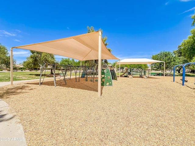 3921 W Jasper Dr, Chandler, AZ 85226 - view of communal playground