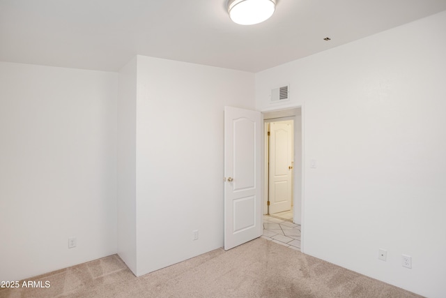 301 Whitton St, Sierra Vista, AZ 85635 - spare room with visible vents and carpet