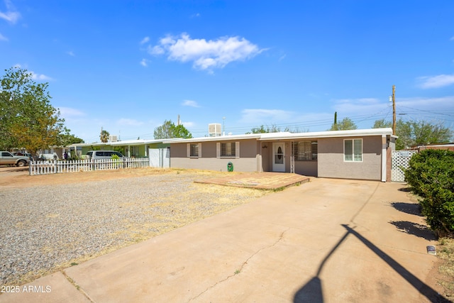 301 Whitton St, Sierra Vista, AZ 85635 - single story home featuring stucco siding, concrete driveway, and fence